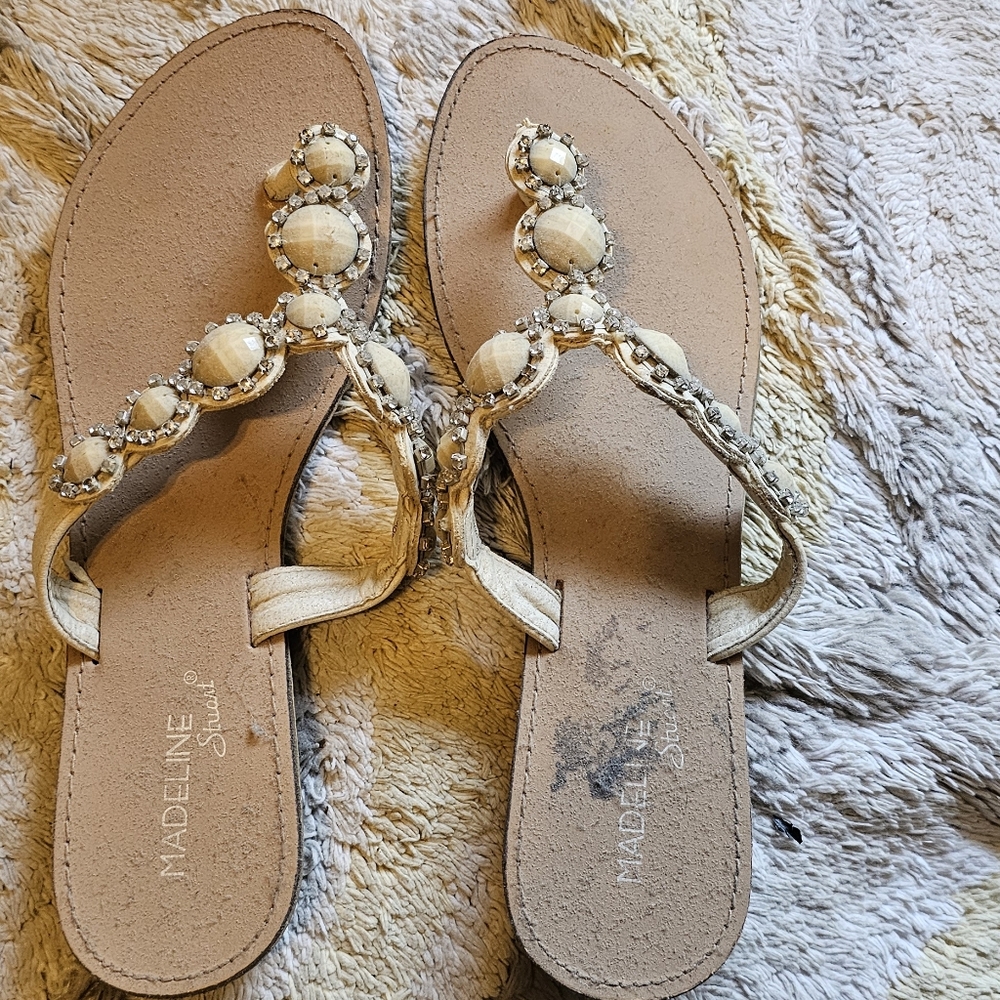 White sandal with white beads